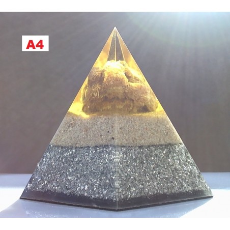 Pirâmide Orgonite 5x5cm