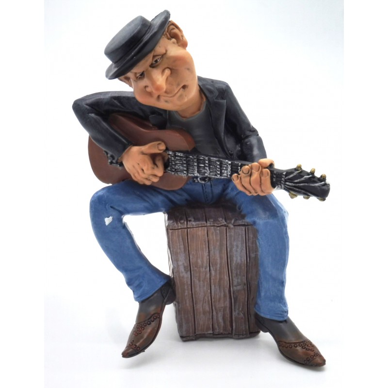 Figura resina Guitarrista 16cm.