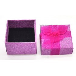 Caixa brilho rosa 5x5cm. (12 unid)